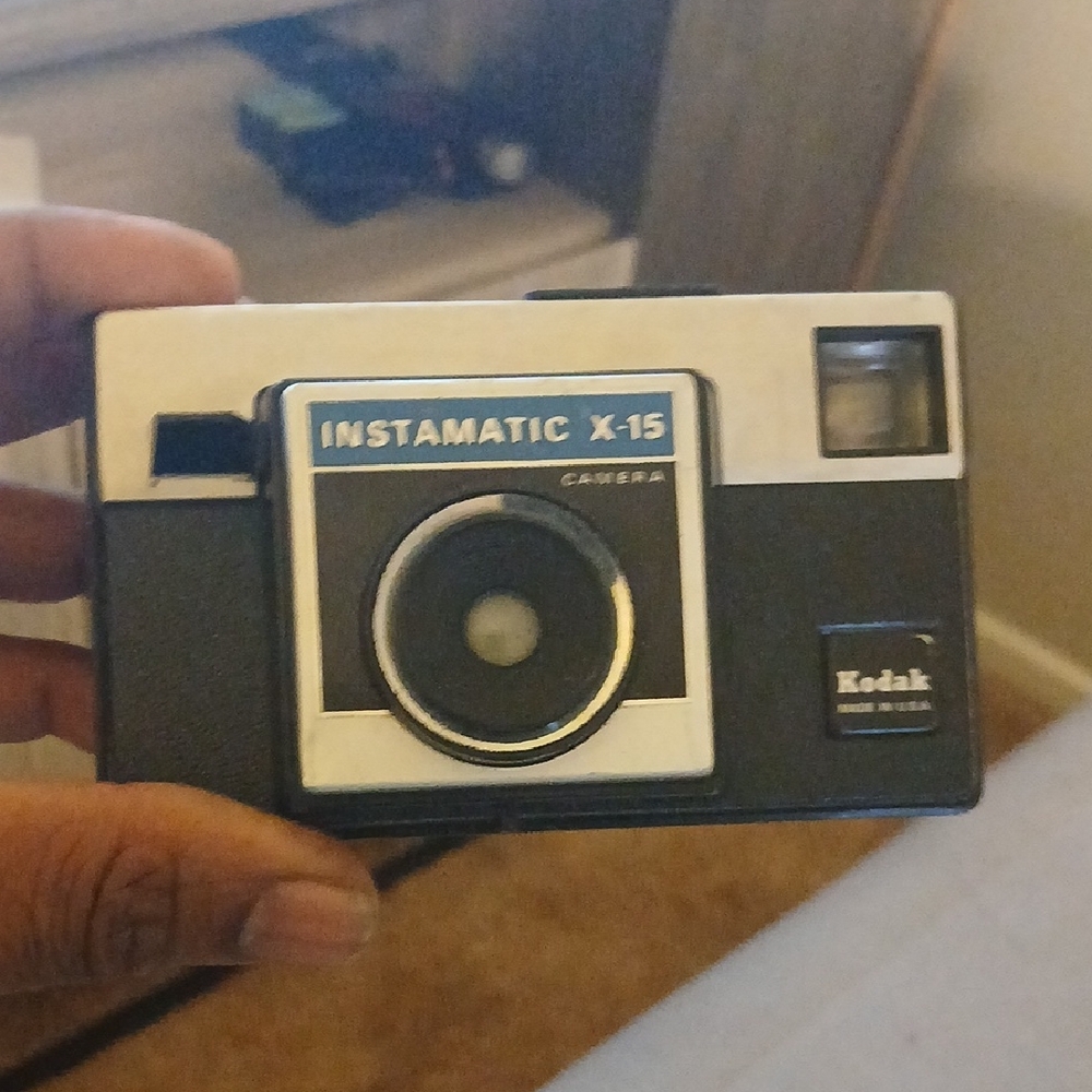 Vintage Kodak Instamatic X15 Camera
